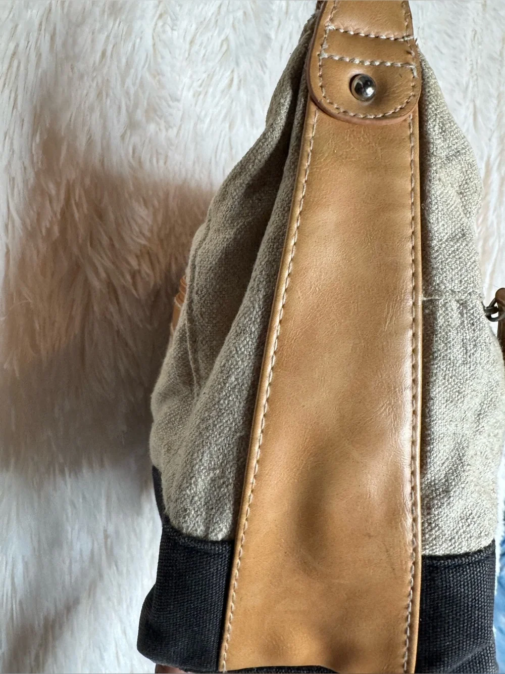 Stone Mountain Color Block Crossbody Bag - Picture 10 of 12